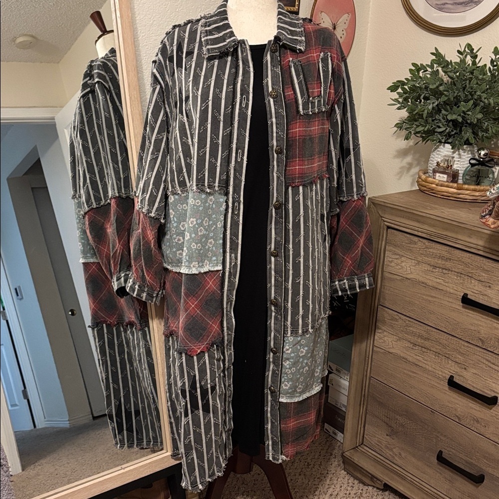 POL Patchwork Long Boho Jacket-Size Medium - Picture 4 of 9